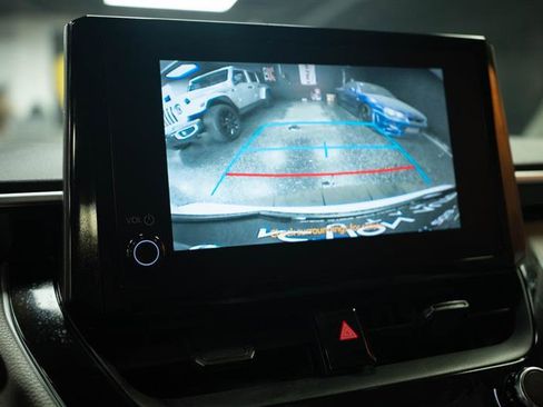 Used 2023 Toyota Corolla LE FWD image 21