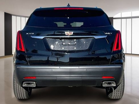 New 2026 Cadillac XT5 Luxury image 4