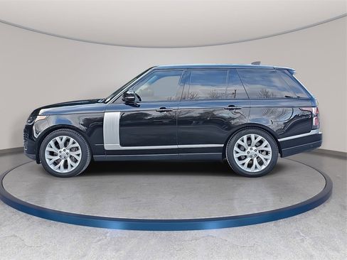 Used 2022 Land Rover Range Rover Westminster Edition image 9
