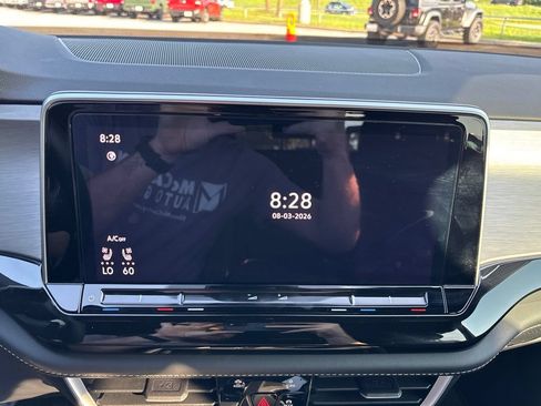 Used 2026 Volkswagen Atlas Cross Sport SE AWD/4WD image 65