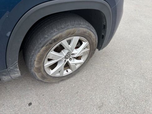 Used 2021 Volkswagen Atlas Cross Sport S image 22