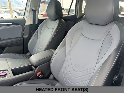 New 2026 Volkswagen Tiguan SE AWD/4WD image 19