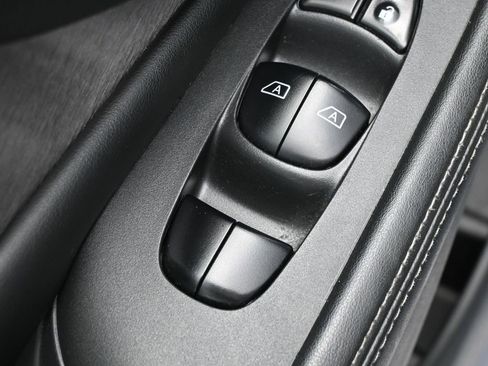 Used 2024 Nissan Murano SV image 15