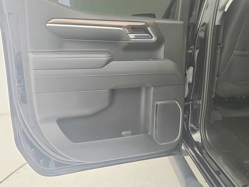 Used 2024 Chevrolet Silverado 1500 LT RWD image 38