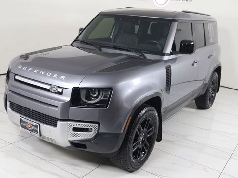 Used 2023 Land Rover Defender 110 SE AWD/4WD image 24