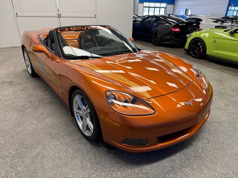Used 2007 Chevrolet Corvette Convertible w/ Preferred Equipment Group RWD image 4