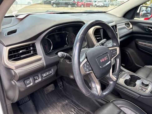 Used 2022 GMC Acadia Denali w/ Denali Technology Package AWD/4WD image 9