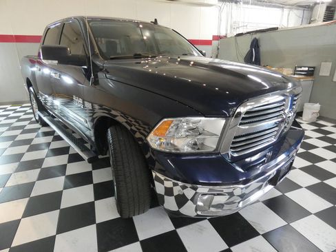 Used 2016 RAM 1500 Big Horn AWD/4WD image 3