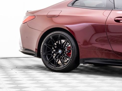 Certified 2022 BMW M4 xDrive Competition w/ M Carbon Exterior Package image 35