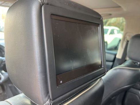 Used 2018 INFINITI QX60 Luxe w/ Deluxe Technology Package image 17