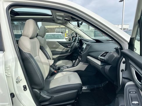 Certified 2023 Subaru Forester Limited image 27