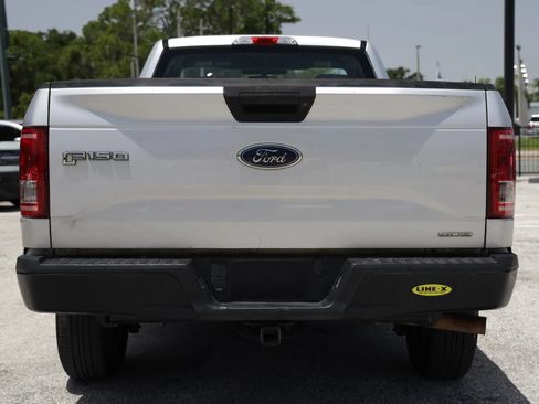 Used 2016 Ford F150 XL w/ Heavy-Duty Payload Package RWD image 4