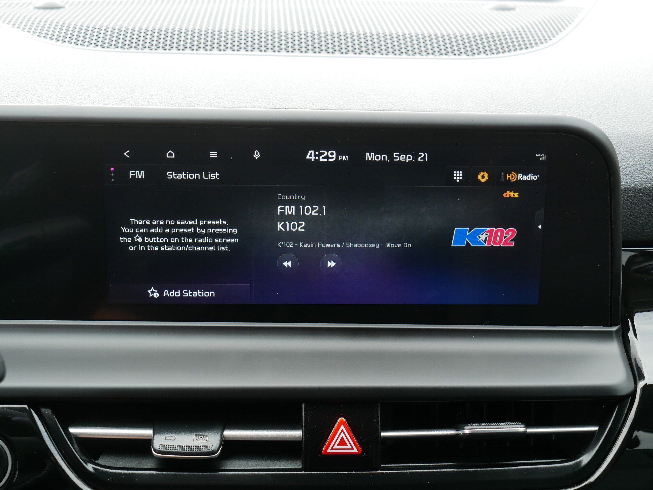 Certified 2025 Kia Seltos S FWD image 22