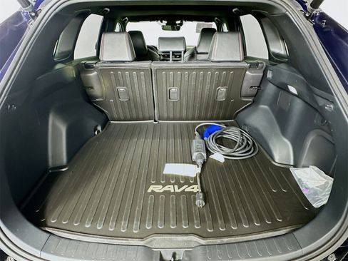 Certified 2022 Toyota RAV4 XSE image 26