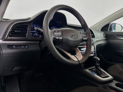 Used 2020 Hyundai Elantra SE w/ Cargo Package (C1) image 21