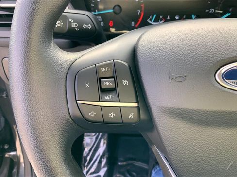 Certified 2020 Ford Escape SE image 21