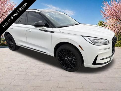 Certified 2023 Lincoln Corsair Reserve AWD/4WD image 11