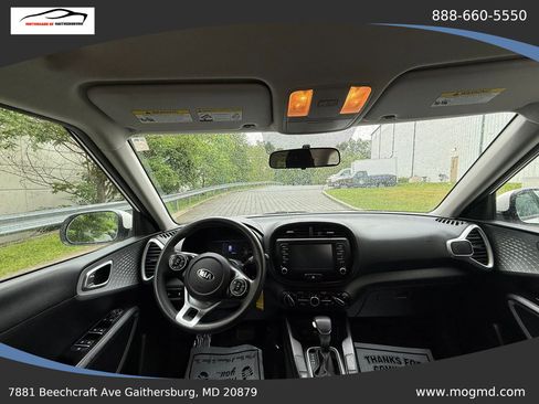 Used 2020 Kia Soul LX FWD image 23