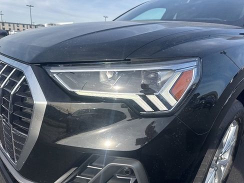 Used 2025 Audi Q3 2.0T Premium image 23