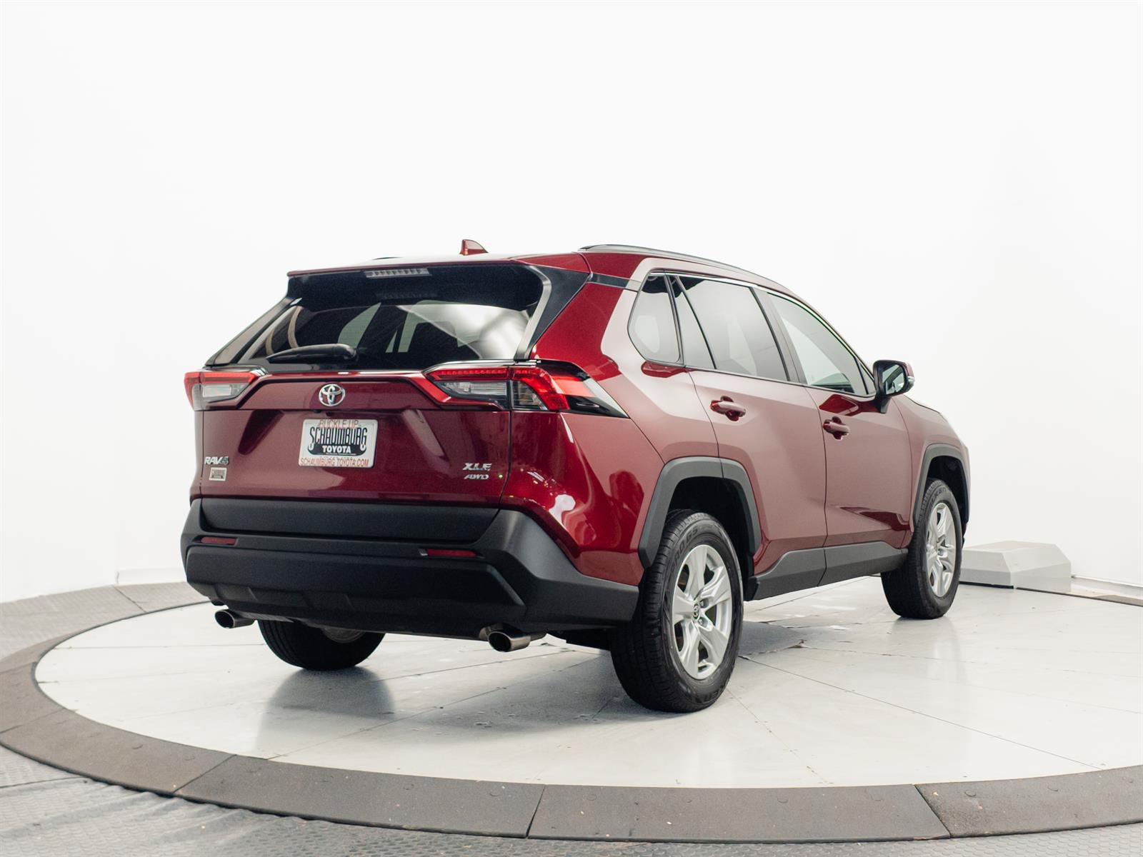 Certified 2021 Toyota RAV4 XLE w/ Convenience Package AWD/4WD image 14