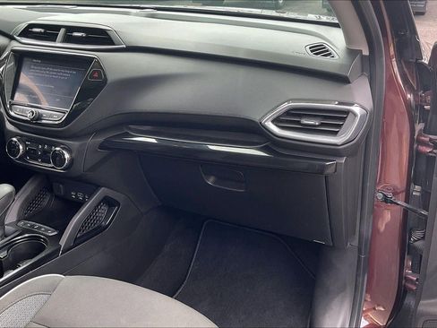 Used 2023 Chevrolet TrailBlazer LT w/ Convenience Package FWD image 19