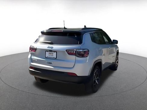 Used 2025 Jeep Compass Limited AWD/4WD image 12