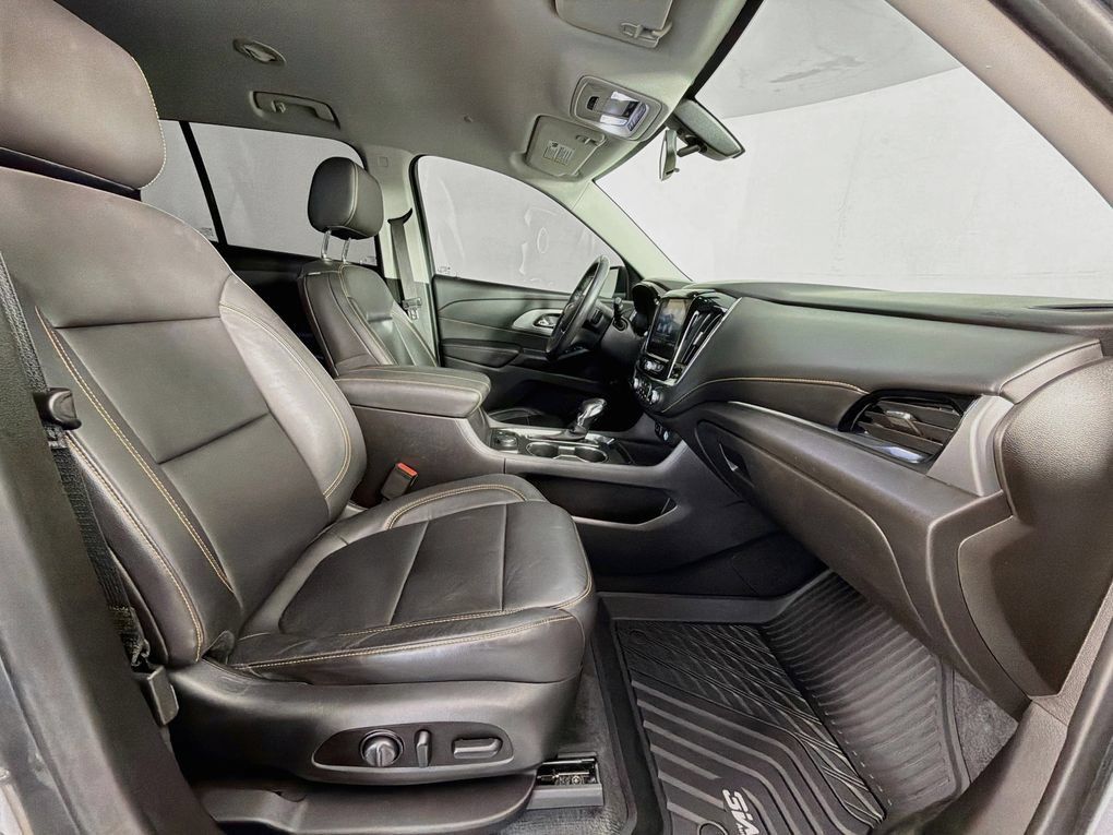 Used 2021 Chevrolet Traverse LT AWD/4WD image 30