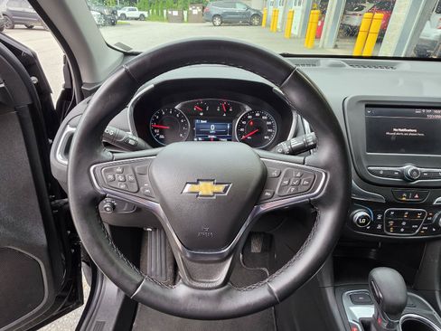 Used 2024 Chevrolet Equinox LT AWD/4WD image 24