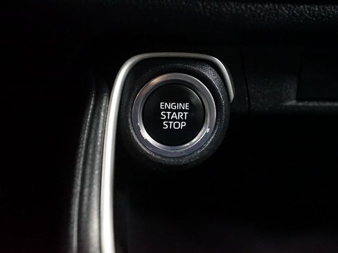 Certified 2024 Toyota Grand Highlander FWD image 21