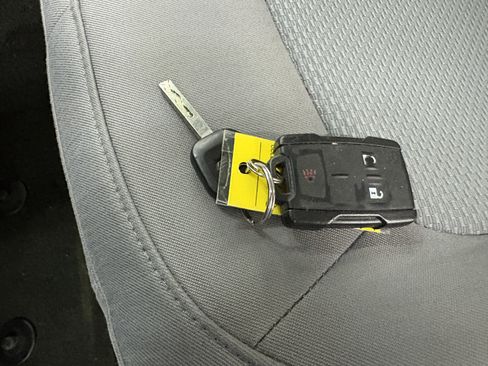 Used 2016 Chevrolet Colorado W/T w/ WT Convenience Package RWD image 24