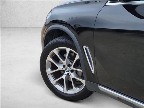 Used 2020 BMW X5 sDrive40i w/ Premium Package RWD image 8