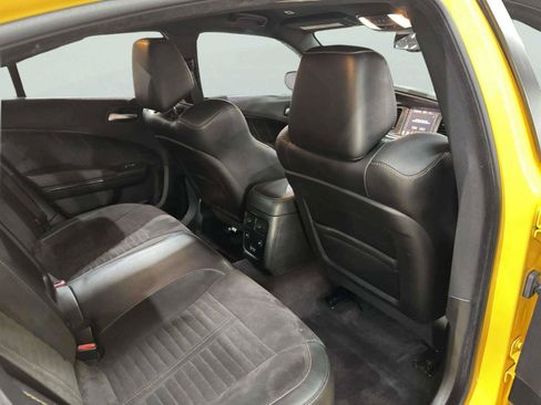 Used 2017 Dodge Charger R/T RWD image 27