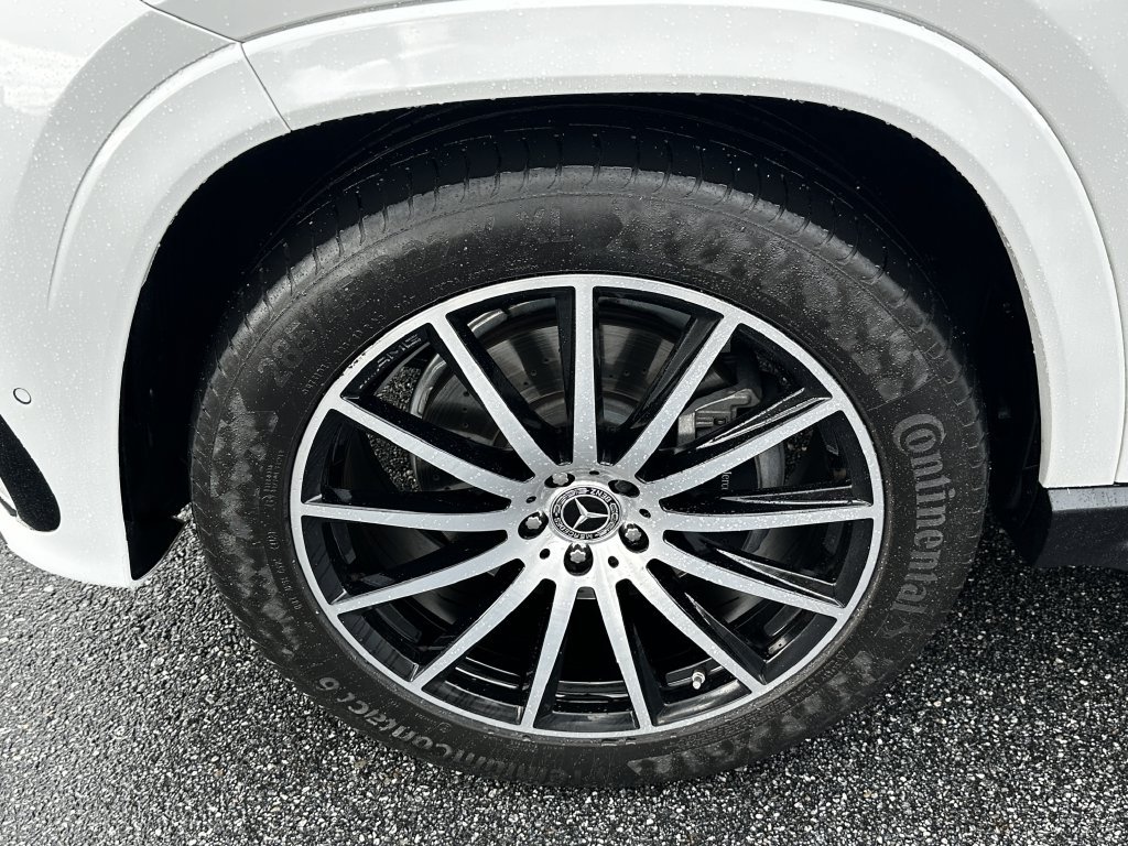 Certified 2024 Mercedes-Benz GLS 580 4MATIC w/ Warmth & Comfort Package image 12