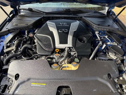 Used 2017 INFINITI Q50 Red Sport 400 image 18