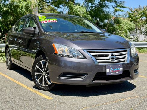 Used 2015 Nissan Sentra S FWD image 7