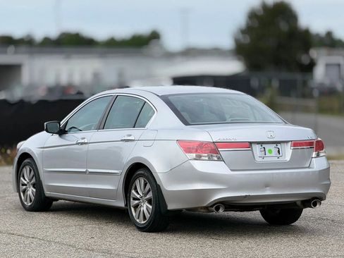 Used 2012 Honda Accord EX image 10