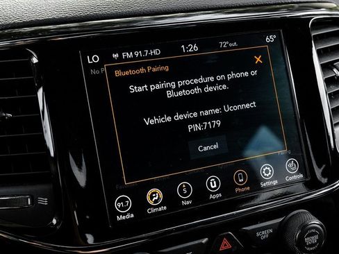 Used 2022 Jeep Grand Cherokee Limited w/ Tech Group image 42