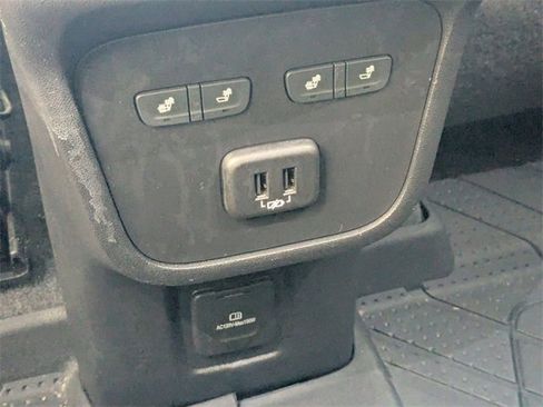 Used 2020 Chevrolet Equinox Premier image 27