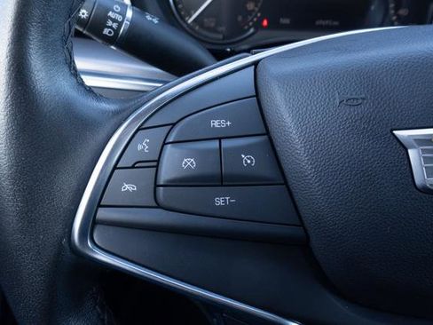 Used 2022 Cadillac XT5 Luxury image 17