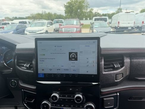 Used 2022 Ford Expedition Max Limited AWD/4WD image 5