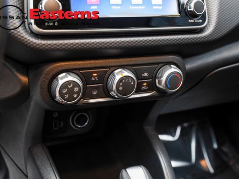 Used 2024 Nissan Kicks S image 36