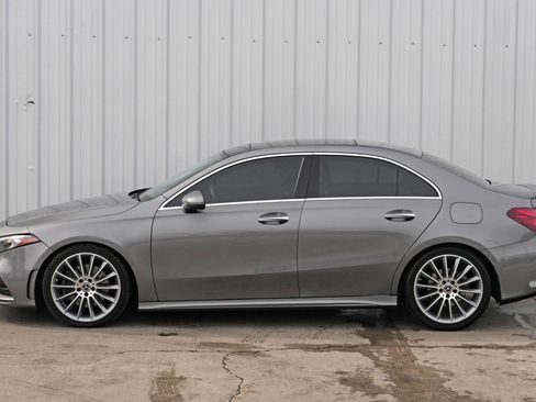 Used 2019 Mercedes-Benz A 220 A 220 w/ AMG Line & Premium Pa image 51
