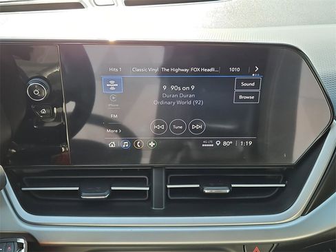 Certified 2024 Chevrolet Trax RS w/ Driver Confidence Package image 13