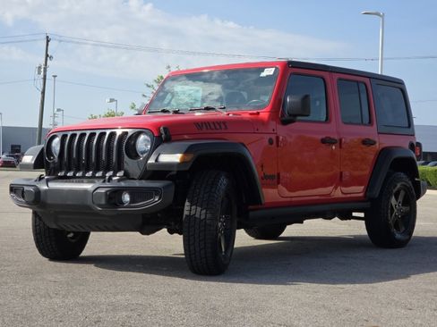 Used 2021 Jeep Wrangler Unlimited Sport AWD/4WD image 12