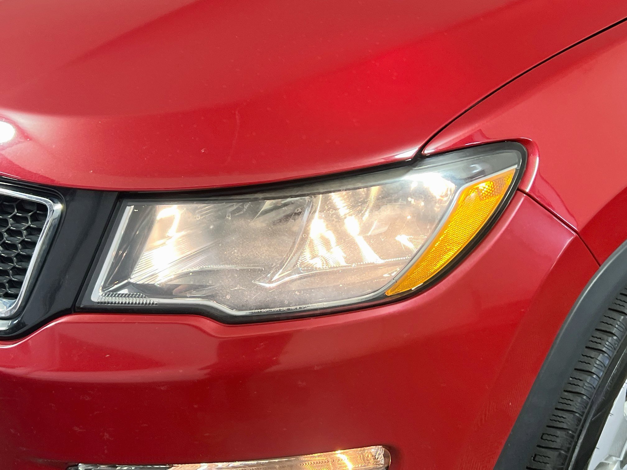 Used 2021 Jeep Compass Latitude w/ Sun and Sound Group FWD image 11