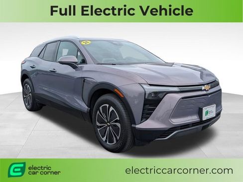 Used 2024 Chevrolet Blazer EV LT AWD/4WD image 1