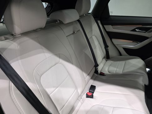 New 2026 Jaguar F-PACE R-Dynamic S image 22