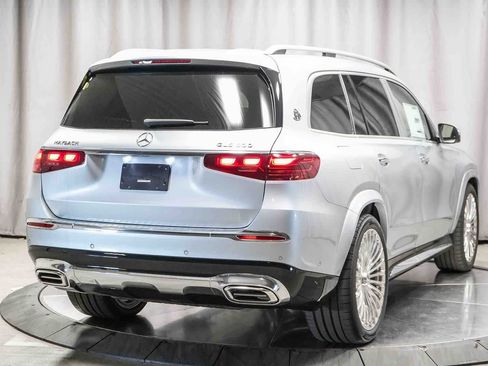 New 2026 Mercedes-Benz Maybach GLS 600 4MATIC image 8