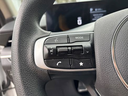Used 2025 Kia K5 LXS image 17