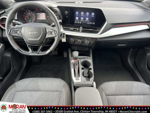 Certified 2024 Chevrolet Trax RS w/ Driver Confidence Package image 13